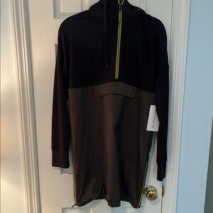 Athleta Black and Green Long Sleeve Raglan Mock Neck Athletic Dress